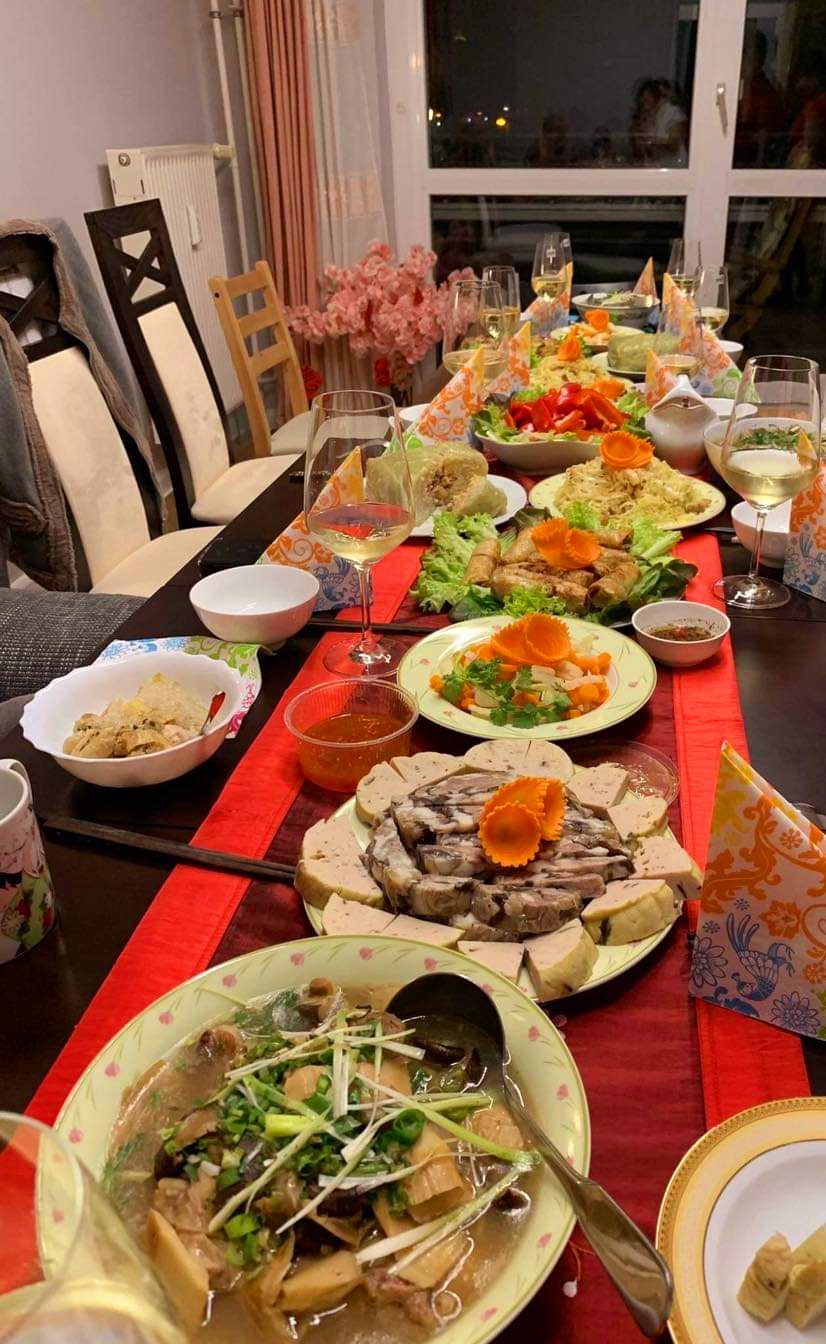 Thư từ Đức: Tết cổ truyền vẫn gần bên ta - Ảnh 3. Thư từ Đức: Tết cổ truyền vẫn gần bên ta - Ảnh 3.