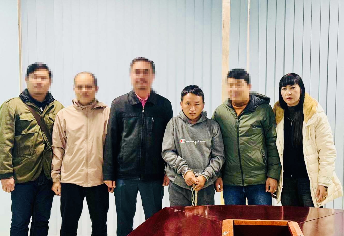'Bông hồng thép' Tây Bắc kể chuyện nằm rừng đánh án đêm giao thừa- Ảnh 2. 'Bông hồng thép' Tây Bắc kể chuyện nằm rừng đánh án đêm giao thừa- Ảnh 2.