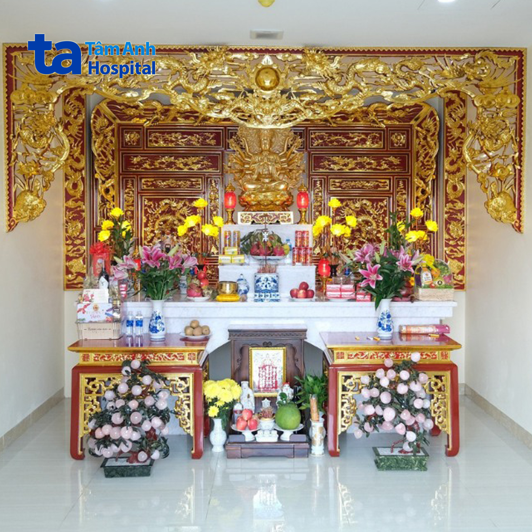 Góc nhỏ tâm linh nơi bệnh viện, bệnh nhân đến cầu nguyện năm mới khỏe mạnh- Ảnh 6. Góc nhỏ tâm linh nơi bệnh viện, bệnh nhân đến cầu nguyện năm mới khỏe mạnh- Ảnh 6.