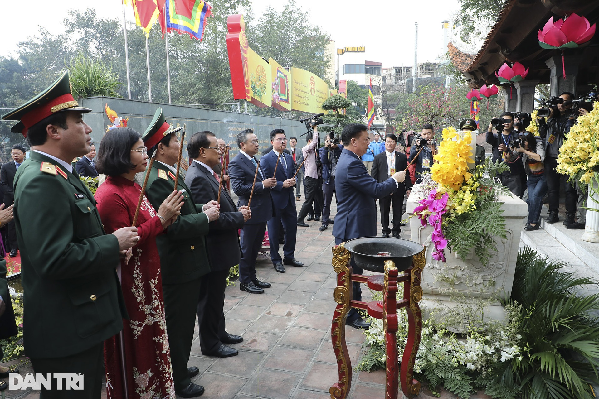 Khí thế hào hùng trong lễ khai hội Gò Đống Đa lịch sử - 6 Khí thế hào hùng trong lễ khai hội Gò Đống Đa lịch sử - 6