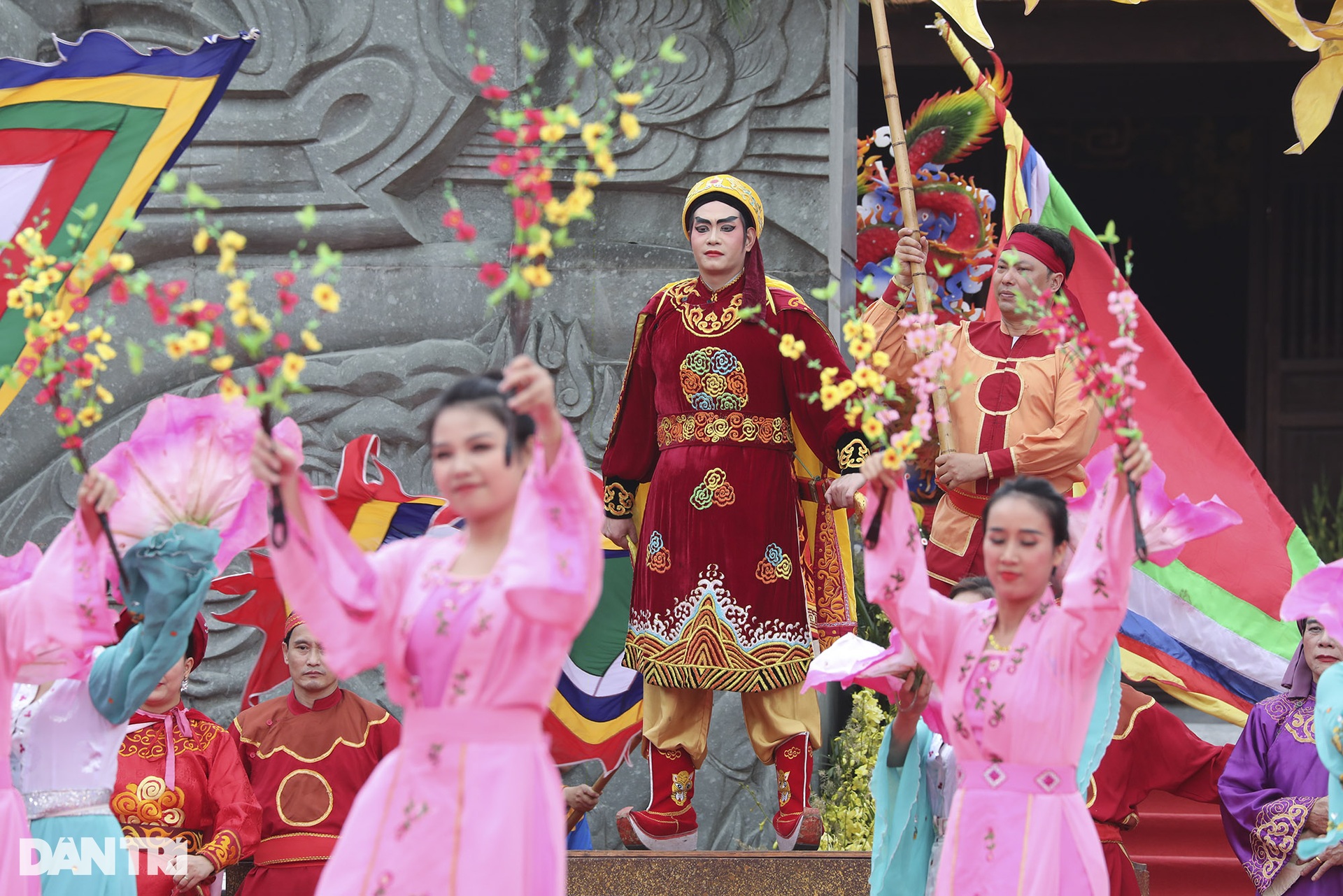 Khí thế hào hùng trong lễ khai hội Gò Đống Đa lịch sử - 13 Khí thế hào hùng trong lễ khai hội Gò Đống Đa lịch sử - 13