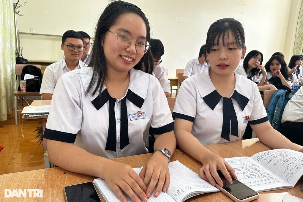 Lớp học ở phố núi Đắk Lắk có 9 học sinh giỏi quốc gia - 3