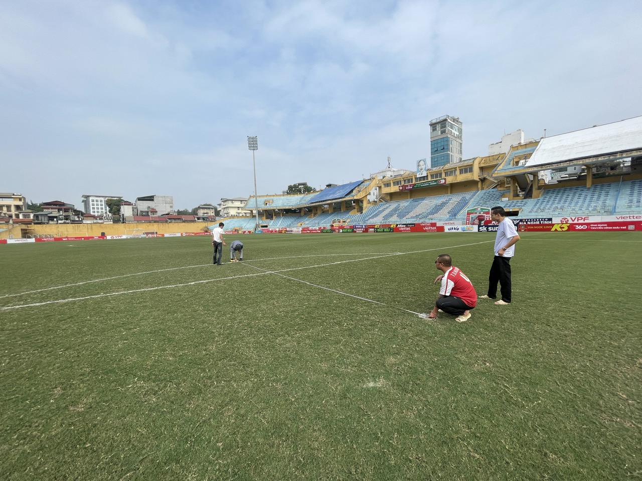V-League trở lại, các CLB được ban tổ chức đặc biệt lưu ý điều gì?- Ảnh 3. V-League trở lại, các CLB được ban tổ chức đặc biệt lưu ý điều gì?- Ảnh 3.