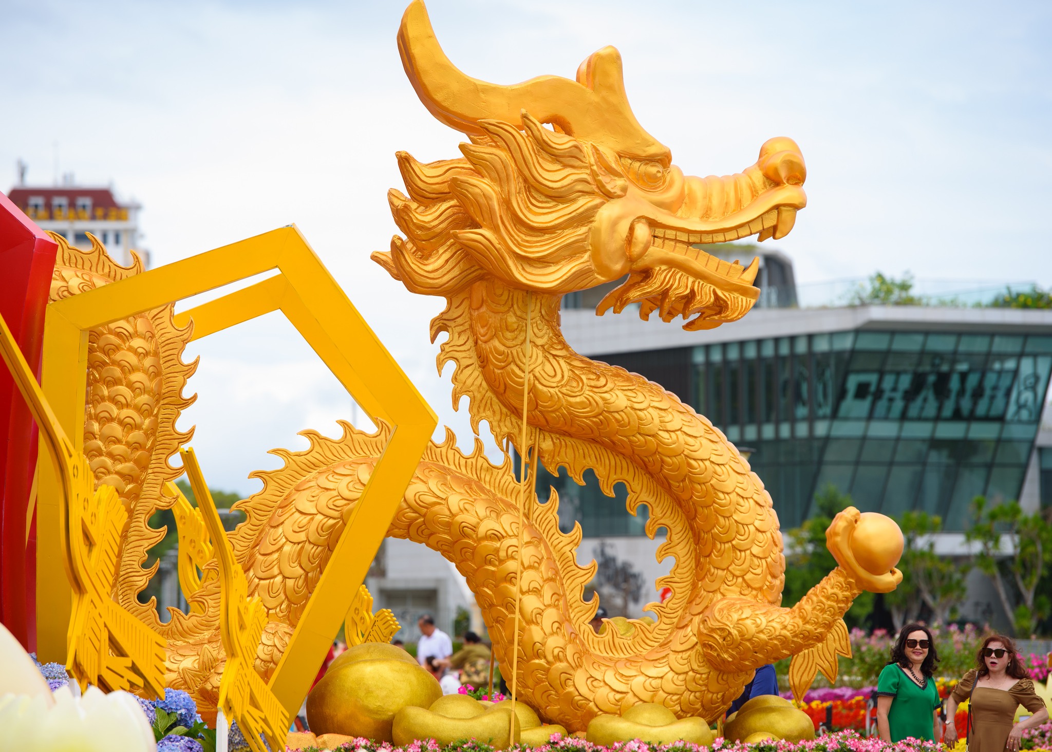 Đà Nẵng: Tận dụng các tượng linh vật rồng trang trí công viên cảnh quan- Ảnh 2. Đà Nẵng: Tận dụng các tượng linh vật rồng trang trí công viên cảnh quan- Ảnh 2.