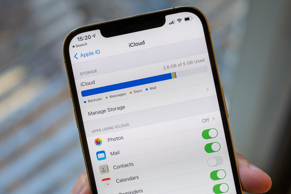 Có nên chi tiền cho iCloud để mở rộng bộ nhớ iPhone?- Ảnh 2. Có nên chi tiền cho iCloud để mở rộng bộ nhớ iPhone?- Ảnh 2.