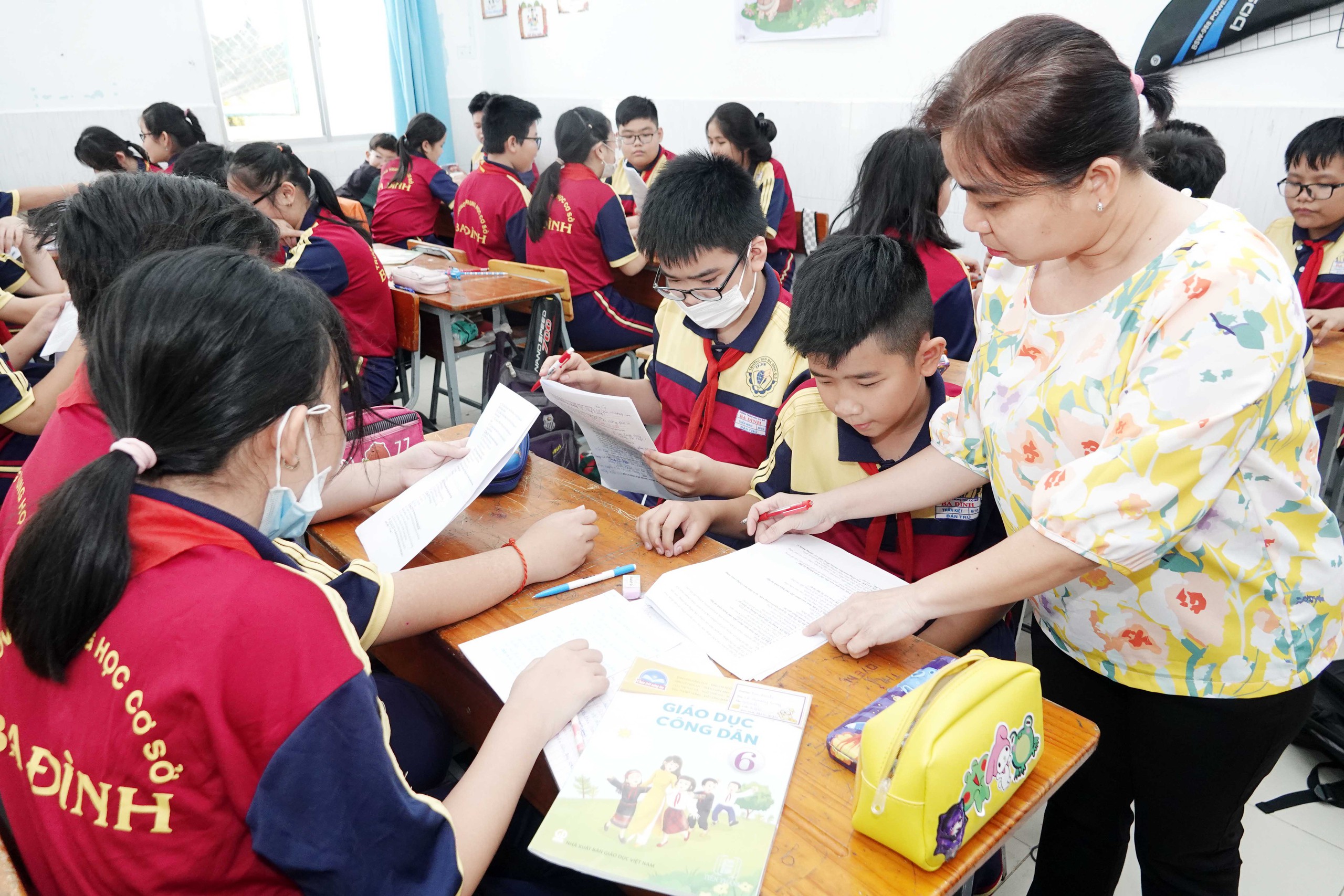 Năm 2024, nhiều chính sách 'có thực' để 'vực đạo' trong giáo dục- Ảnh 3. Năm 2024, nhiều chính sách 'có thực' để 'vực đạo' trong giáo dục- Ảnh 3.