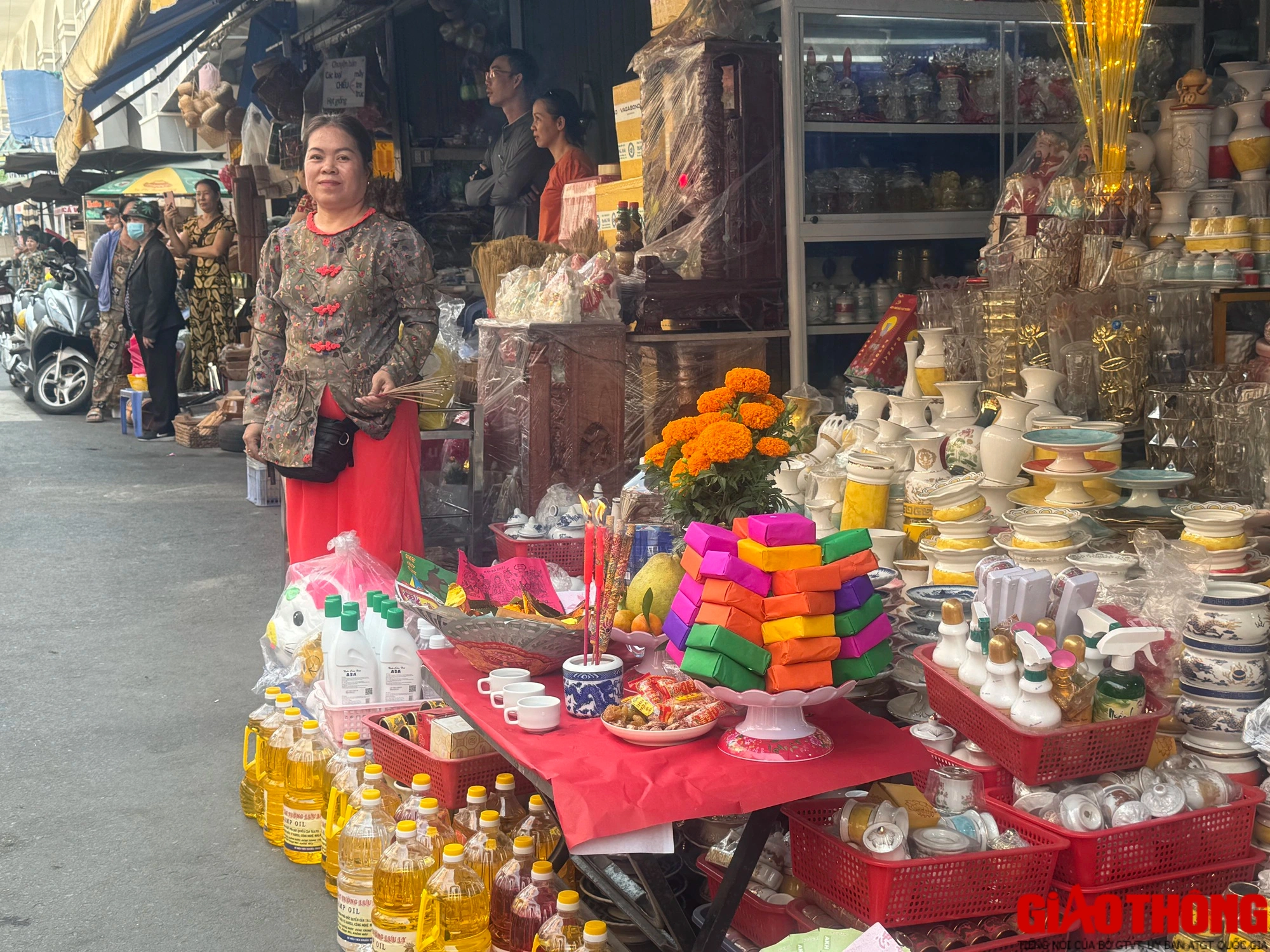 Hàng ngàn người dân tham dự lễ Nghinh thần lớn nhất Đồng Nai- Ảnh 15. Hàng ngàn người dân tham dự lễ Nghinh thần lớn nhất Đồng Nai- Ảnh 15.