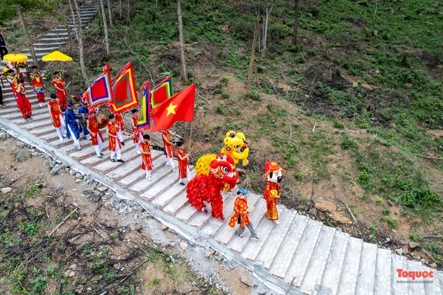 Du khách tham quan di tích danh thắng Quảng Bình trong dịp Tết tăng cao - Ảnh 2. Du khách tham quan di tích danh thắng Quảng Bình trong dịp Tết tăng cao - Ảnh 2.