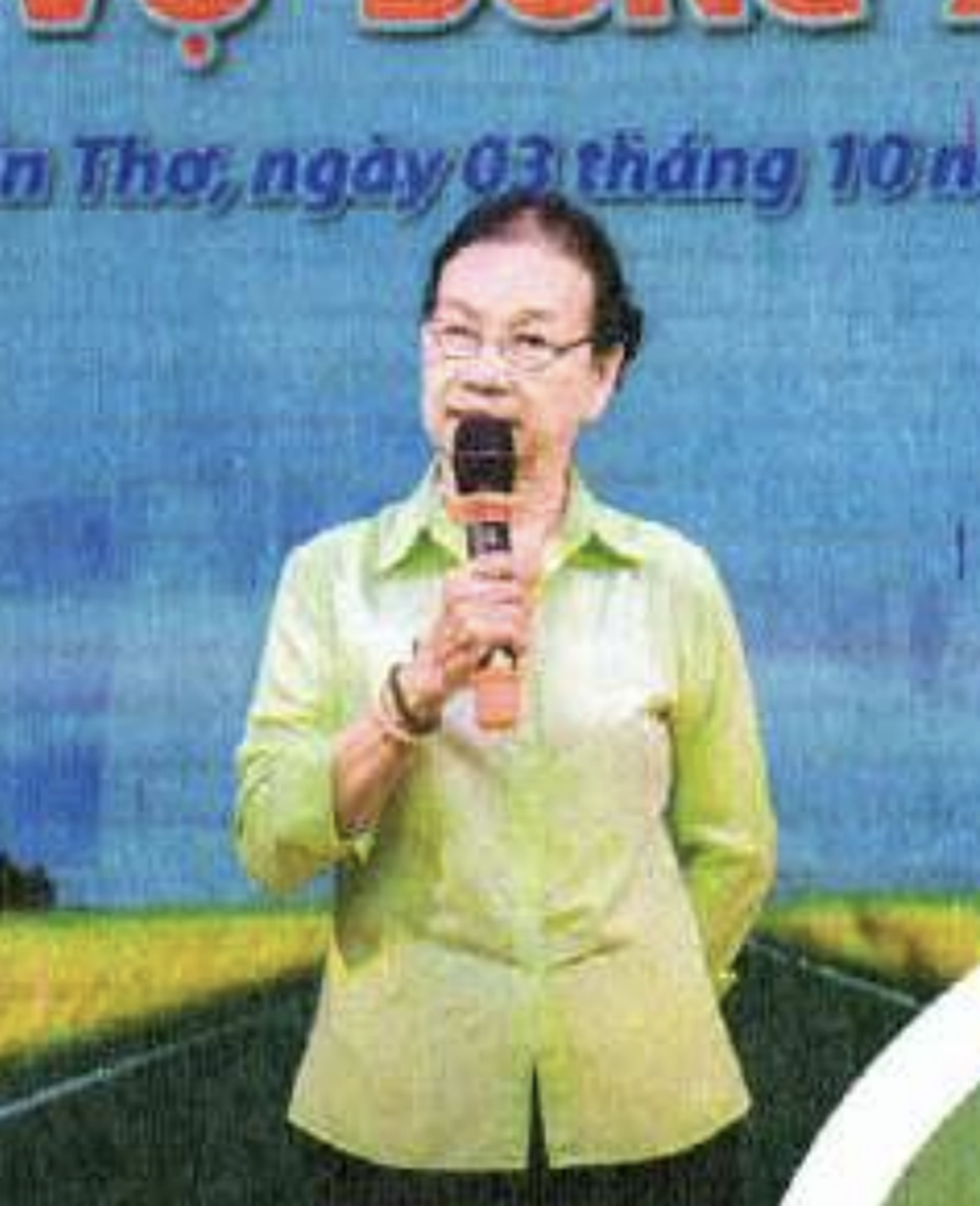 Ông bà nhà người ta: U90 vẫn là chủ tịch, CEO công ty nghìn tỷ đồng - 3 Ông bà nhà người ta: U90 vẫn là chủ tịch, CEO công ty nghìn tỷ đồng - 3