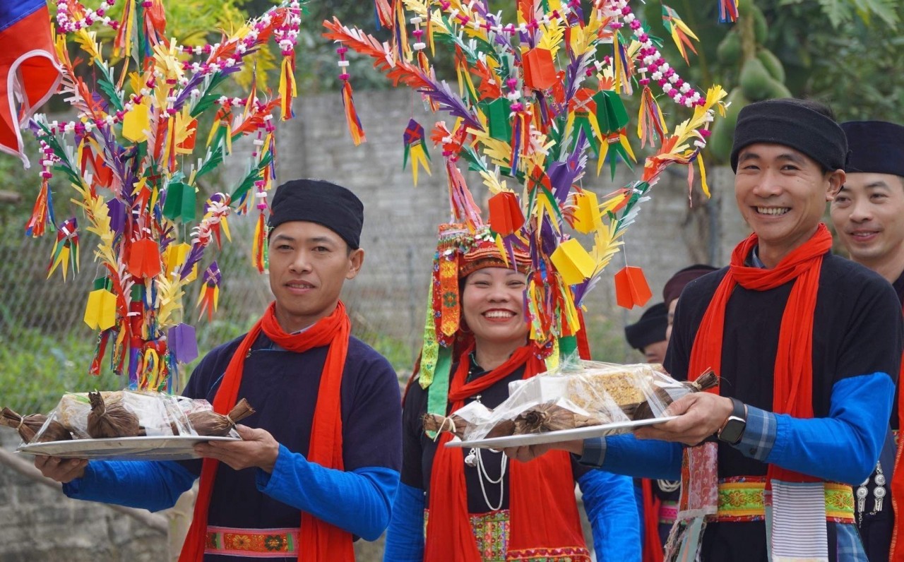 Đặc sắc Lễ hội đền Đông Cuông, Yên Bái