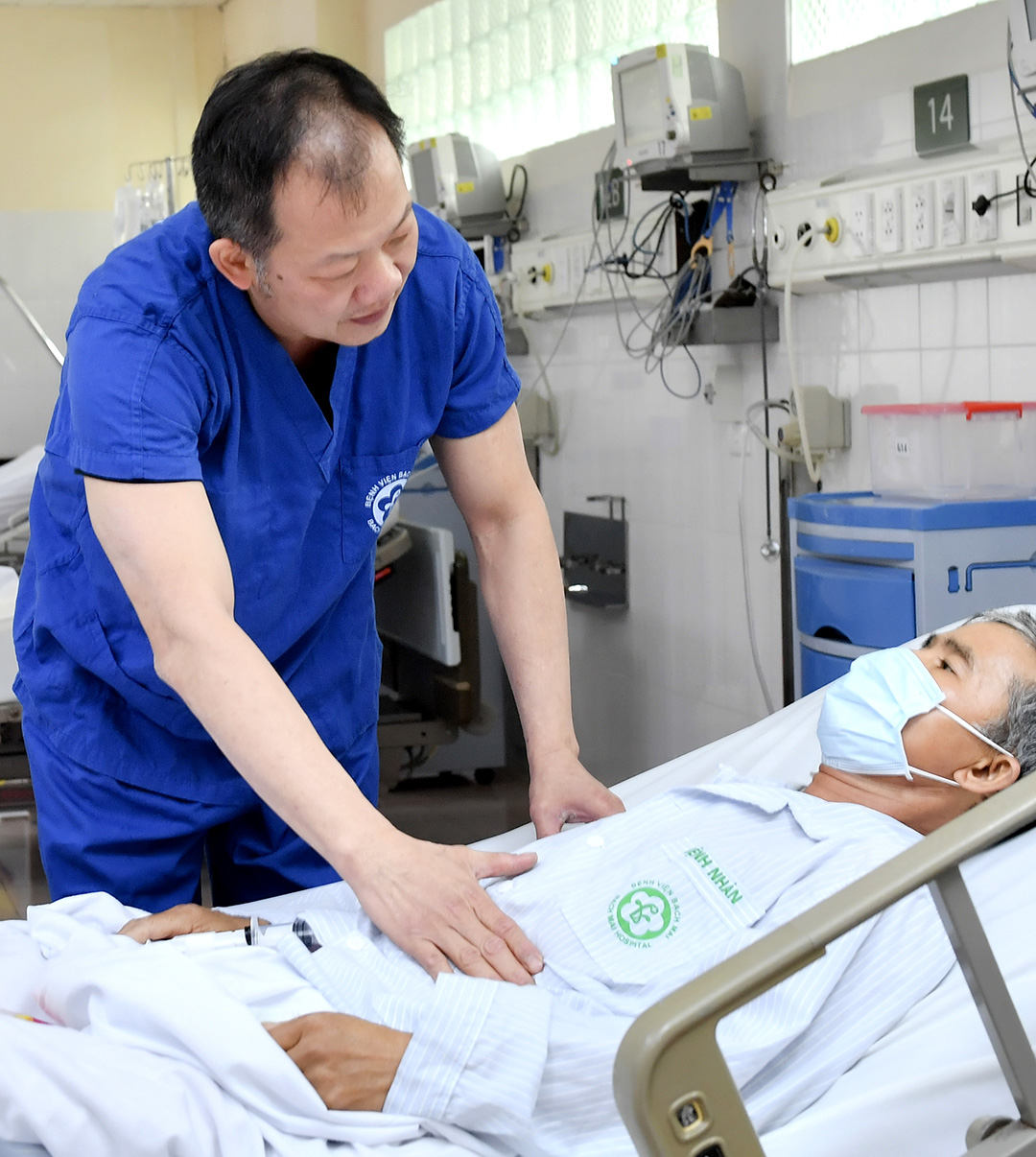Những gia đình gặp nhau, yêu nhau, lớn lên cùng nhau... trong bệnh viện - Ảnh 12. Những gia đình gặp nhau, yêu nhau, lớn lên cùng nhau... trong bệnh viện - Ảnh 12.