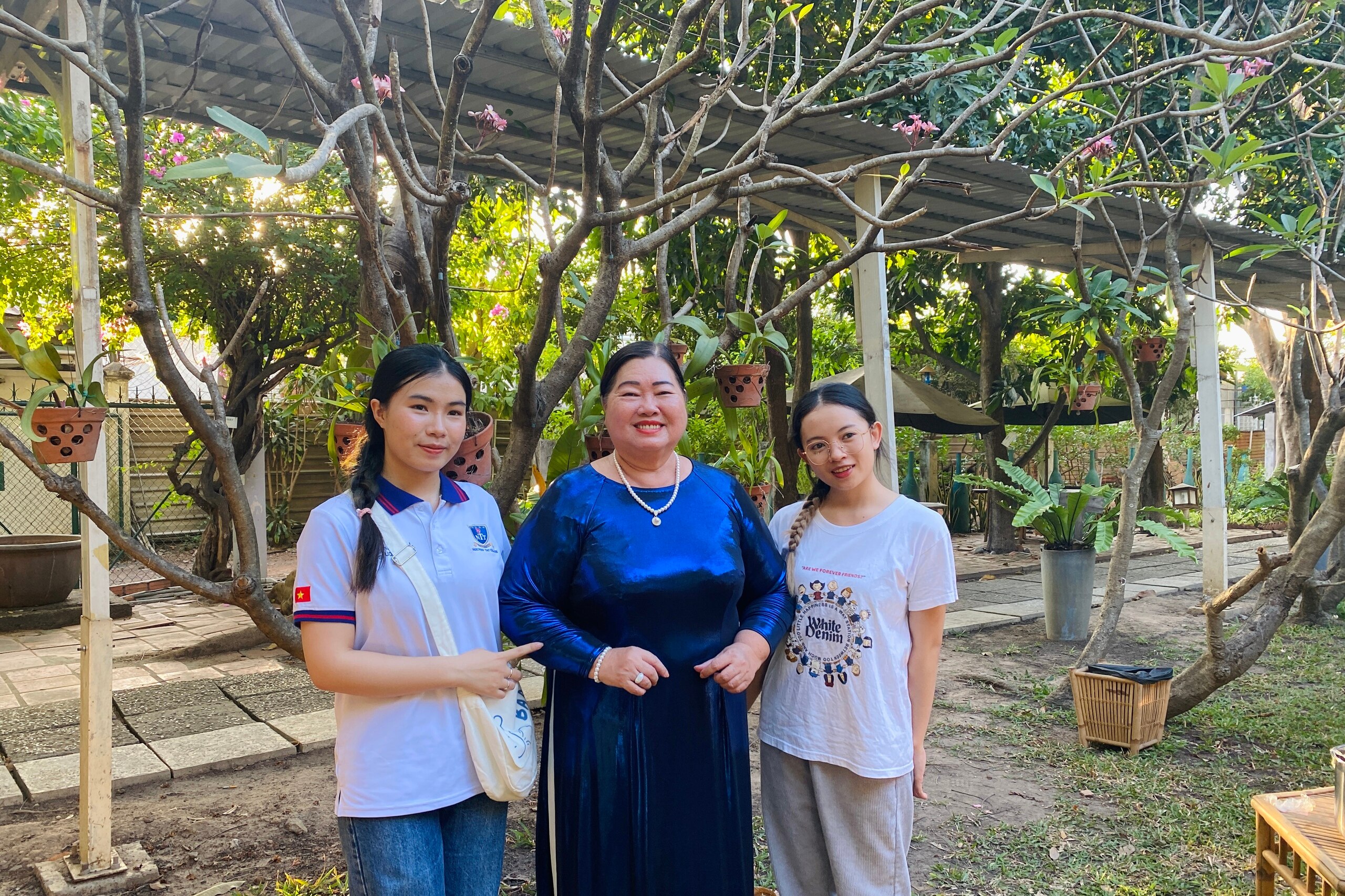 Sinh viên Lào ở nhà gia đình Việt: Khoái món ăn mẹ nấu và ẩm thực Việt Nam- Ảnh 3.