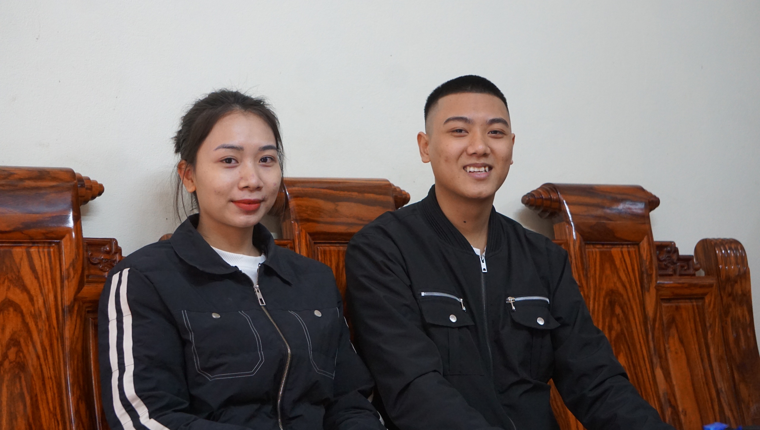 Hai chị em tình nguyện nhập ngũ- Ảnh 4. Hai chị em tình nguyện nhập ngũ- Ảnh 4.