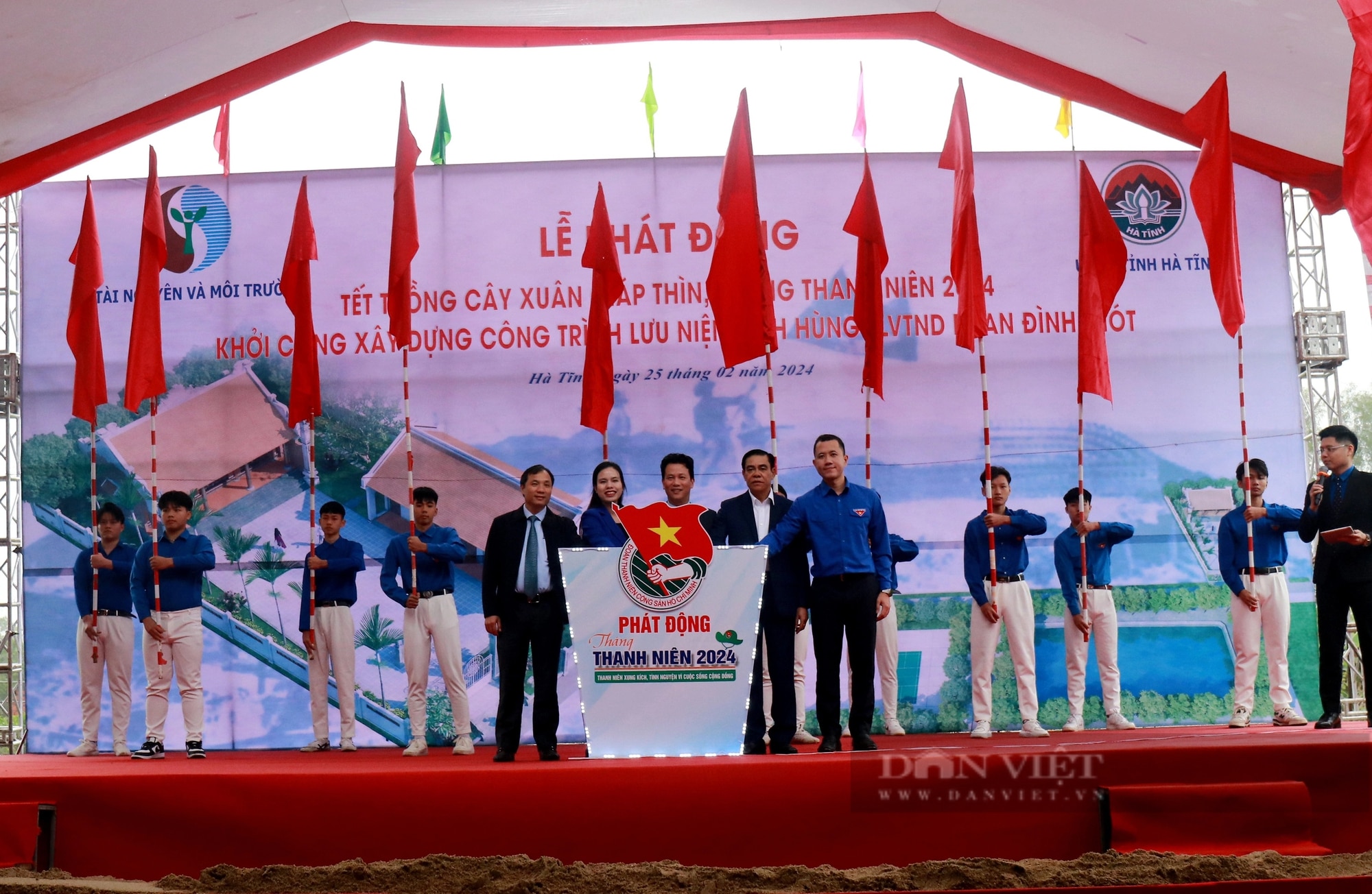 Bộ Tài nguyên và Môi trường trồng 120.000 cây phi lao chắn sóng, khởi công xây dựng nhà lưu niệm Anh hùng Phan Đình Giót- Ảnh 4.