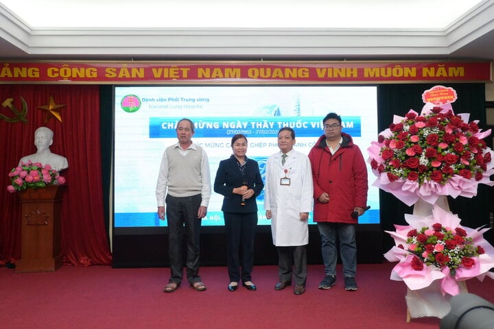 Người bệnh nam Nguyễn Xuân T. (Bỉm Sơn, Thanh Hóa) sống khỏe mạnh sau 4 năm ghép phổi.