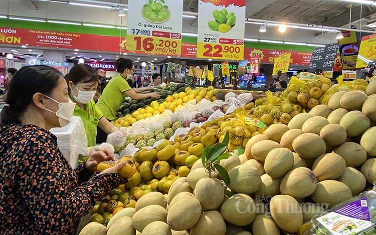 Hà Nội: Nguồn cung dồi dào, hàng Việt lên ngôi Tết 2024