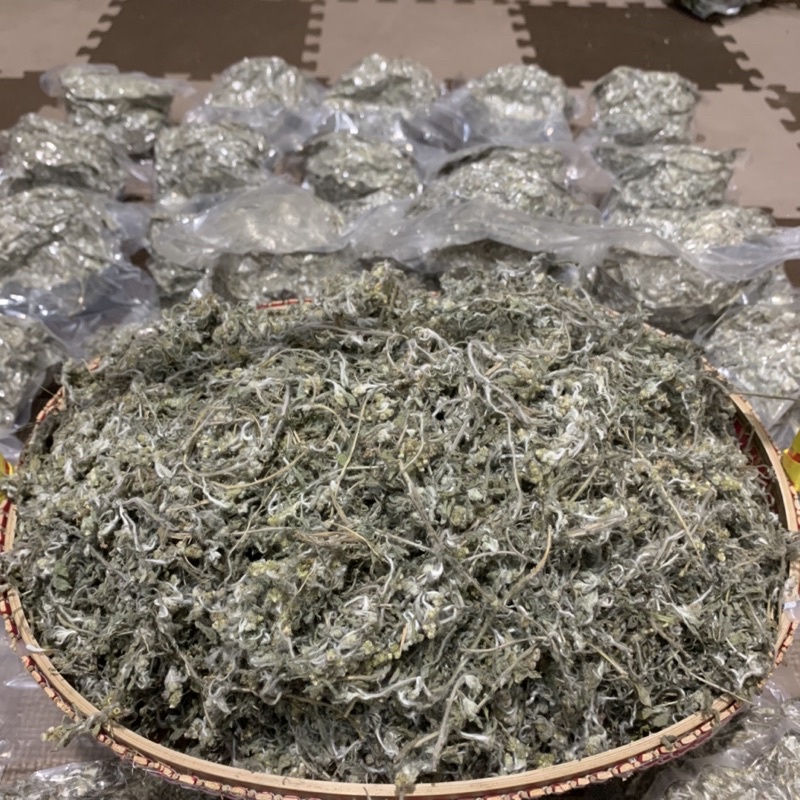 Loại rau mùa xuân mọc dại đầy vườn, giúp trị cảm lạnh và cao huyết áp cực hiệu quả - Ảnh 3. Loại rau mùa xuân mọc dại đầy vườn, giúp trị cảm lạnh và cao huyết áp cực hiệu quả - Ảnh 3.