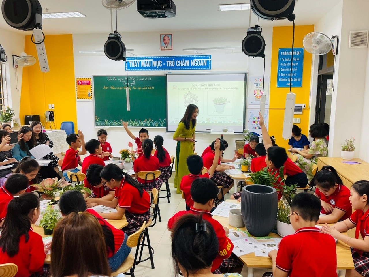 22.769 giáo viên Hà Nội được xét thăng hạng- Ảnh 1.
