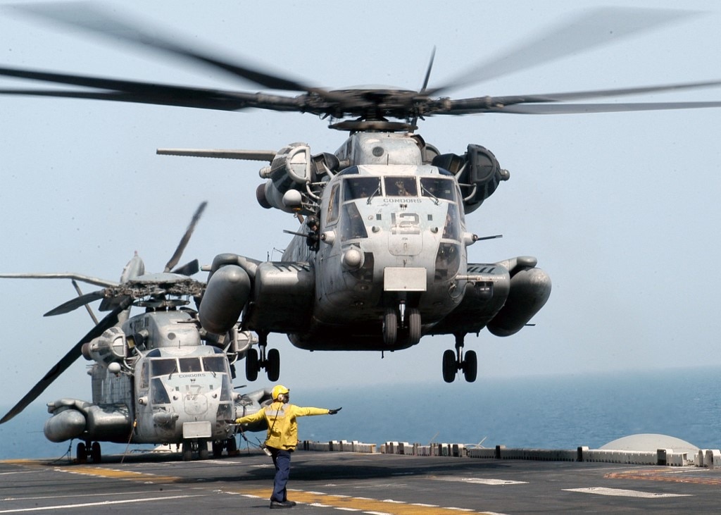 Vụ trực thăng rơi ở California: 5 binh sĩ Mỹ đã thiệt mạng- Ảnh 1.