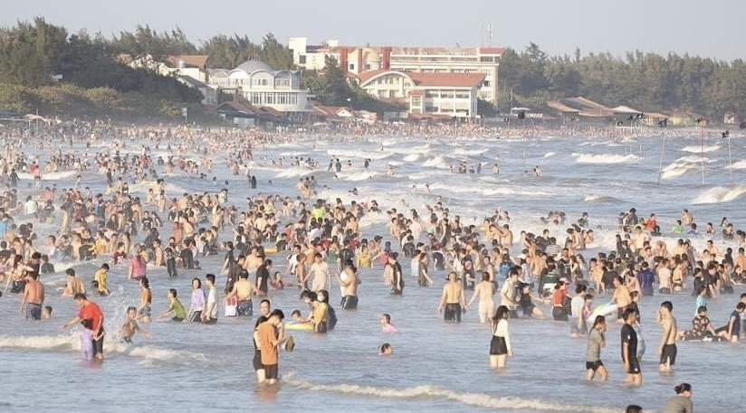 Ba ngày nghỉ tết Dương lịch, Bà Rịa - Vũng Tàu đón trên 200.000 khách du lịch- Ảnh 1. Ba ngày nghỉ tết Dương lịch, Bà Rịa - Vũng Tàu đón trên 200.000 khách du lịch- Ảnh 1.