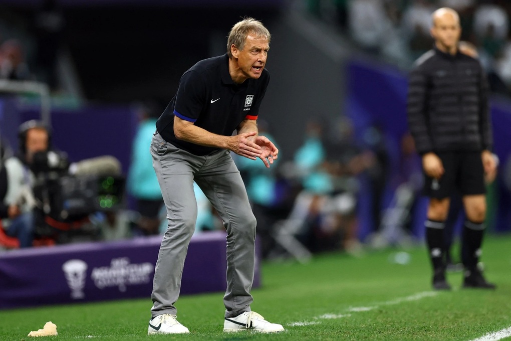 Báo Hàn Quốc chỉ trích HLV Klinsmann trước trận đấu với Australia - 1 Báo Hàn Quốc chỉ trích HLV Klinsmann trước trận đấu với Australia - 1