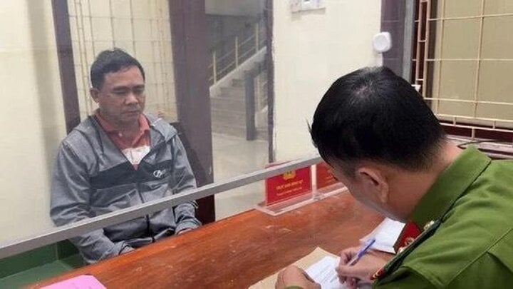 Huỳnh Văn Quyết bị bắt giữ khi đang lẩn trốn ở TP.HCM. (Ảnh: C.A)