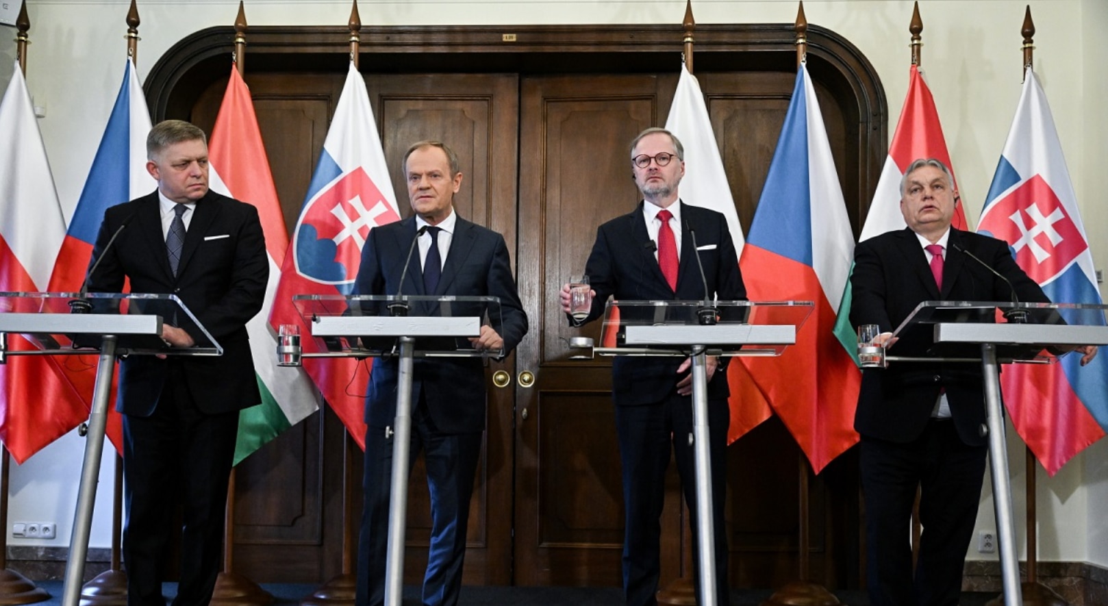 Thế giới - “Bộ tứ” EU-NATO Visegrad chia làm 2 phe vì xung đột Nga-Ukraine