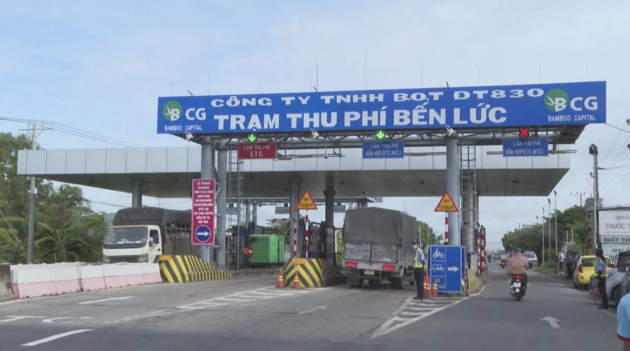 Điều chỉnh phí dịch vụ sử dụng đường bộ dự án BOT đường 830 về mức ban đầu- Ảnh 1. Điều chỉnh phí dịch vụ sử dụng đường bộ dự án BOT đường 830 về mức ban đầu- Ảnh 1.