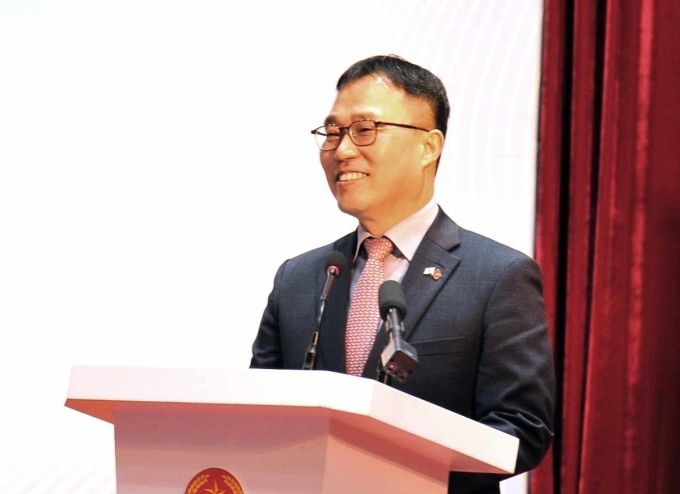 Ông Choi Youngsam, Đại sứ Hàn Quốc tại Việt Nam, phát biểu tại hội nghị đối thoại, ngày 29/2. Ảnh: Tổng cục Thuế