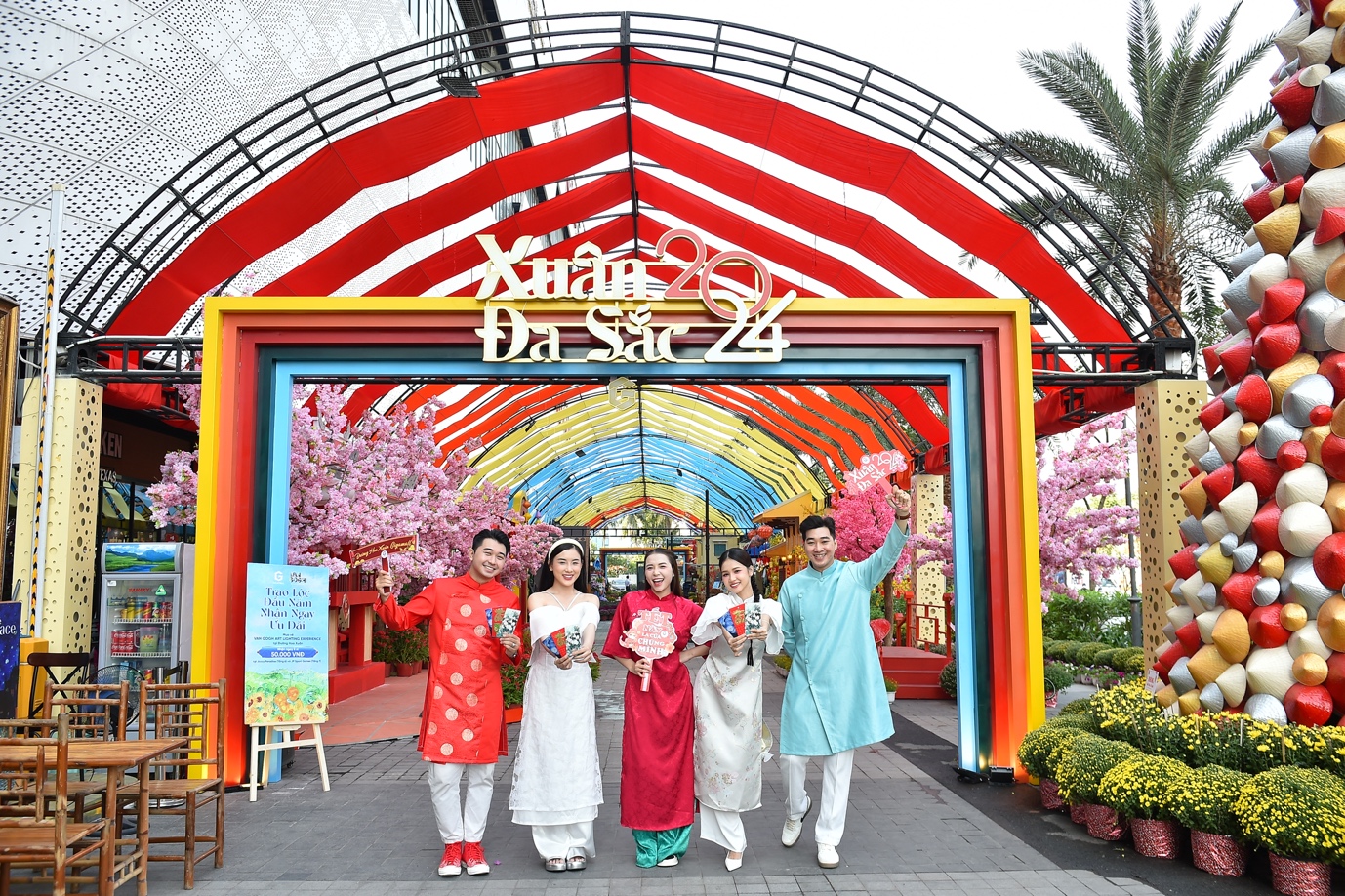 Độc đáo hành trình du Xuân đa sắc - bừng mở mọi giác quan tại Gigamall- Ảnh 1. Độc đáo hành trình du Xuân đa sắc - bừng mở mọi giác quan tại Gigamall- Ảnh 1.