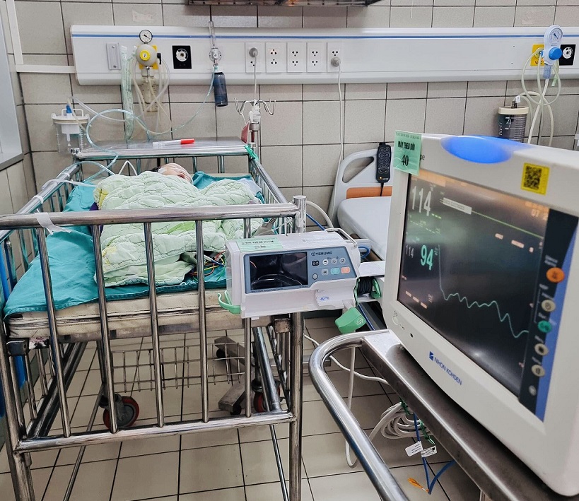 Em bé mắc tim bẩm sinh phức tạp được can thiệp ngay khi chào đời - Ảnh 1. Em bé mắc tim bẩm sinh phức tạp được can thiệp ngay khi chào đời - Ảnh 1.