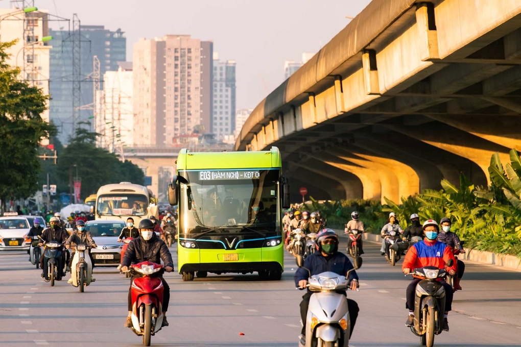 Giảm tác động ô nhiễm khí thải dịp Tết bằng phương tiện xanh - 1 Giảm tác động ô nhiễm khí thải dịp Tết bằng phương tiện xanh - 1