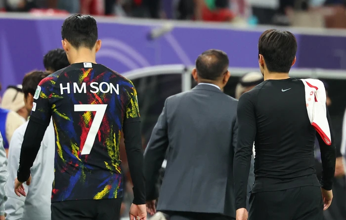 HLV Klinsmann mất kiểm soát, đội tuyển Hàn Quốc sắp có biến lớn- Ảnh 1. HLV Klinsmann mất kiểm soát, đội tuyển Hàn Quốc sắp có biến lớn- Ảnh 1.