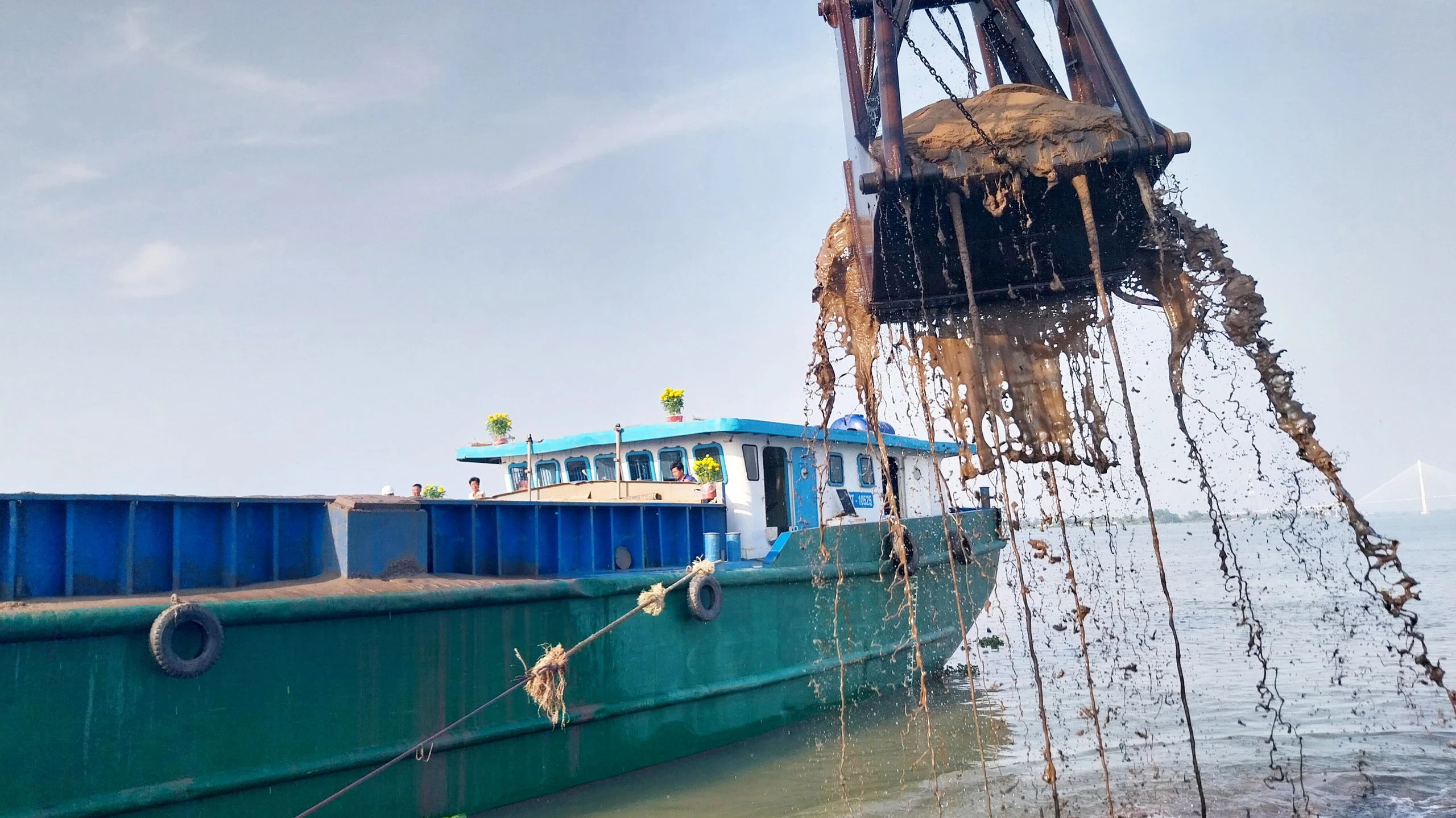 Mỏ cát phục vụ cao tốc ở Đồng Tháp đồng loạt khai thác lại sau Tết- Ảnh 1. Mỏ cát phục vụ cao tốc ở Đồng Tháp đồng loạt khai thác lại sau Tết- Ảnh 1.
