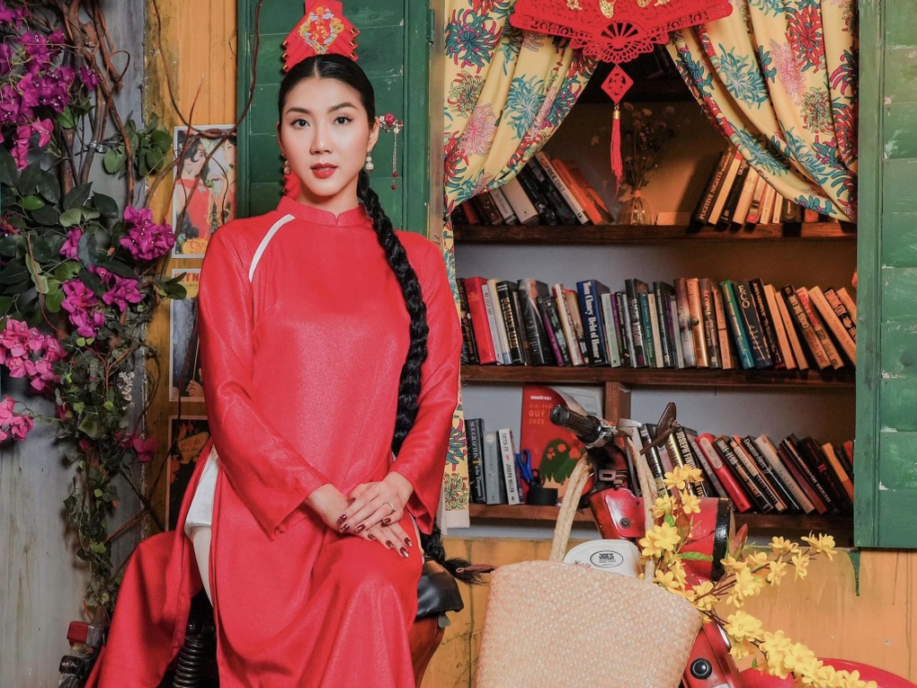 Ngọc Quyên đón Tết ở trời Tây: Không thể thiếu áo dài, lạc quan về năm tuổi - 1 Ngọc Quyên đón Tết ở trời Tây: Không thể thiếu áo dài, lạc quan về năm tuổi - 1