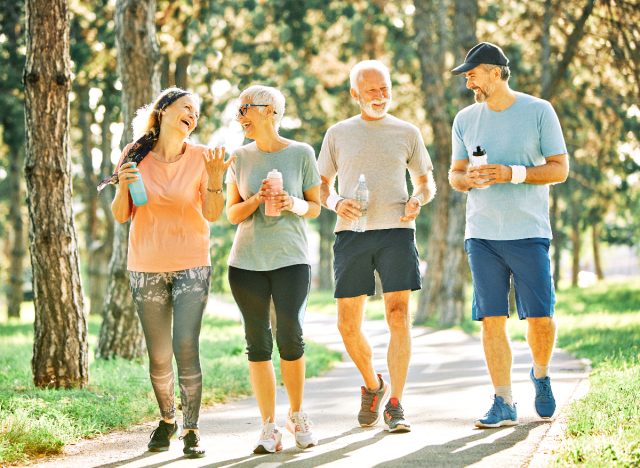 Mẹo hay cho người sợ tăng cân ngày tết- Ảnh 1. Mẹo hay cho người sợ tăng cân ngày tết- Ảnh 1.