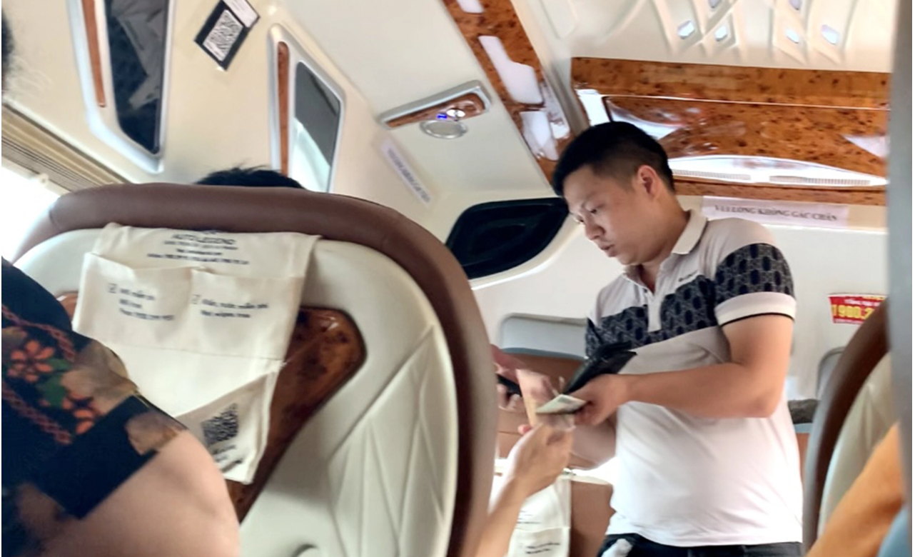 Phó Thủ tướng yêu cầu chống thất thu thuế từ xe trá hình sau phản ánh của Báo Giao thông- Ảnh 1. Phó Thủ tướng yêu cầu chống thất thu thuế từ xe trá hình sau phản ánh của Báo Giao thông- Ảnh 1.