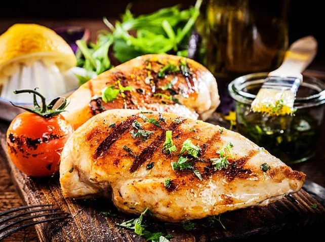 Ngày mới với tin tức sức khỏe: Sau tập thể dục nên và không nên ăn gì?- Ảnh 1. Ngày mới với tin tức sức khỏe: Sau tập thể dục nên và không nên ăn gì?- Ảnh 1.