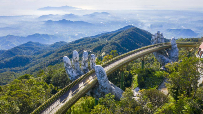 Flower Garden at Ba Na Hills Mountain Resort, Da Nang, Vie…