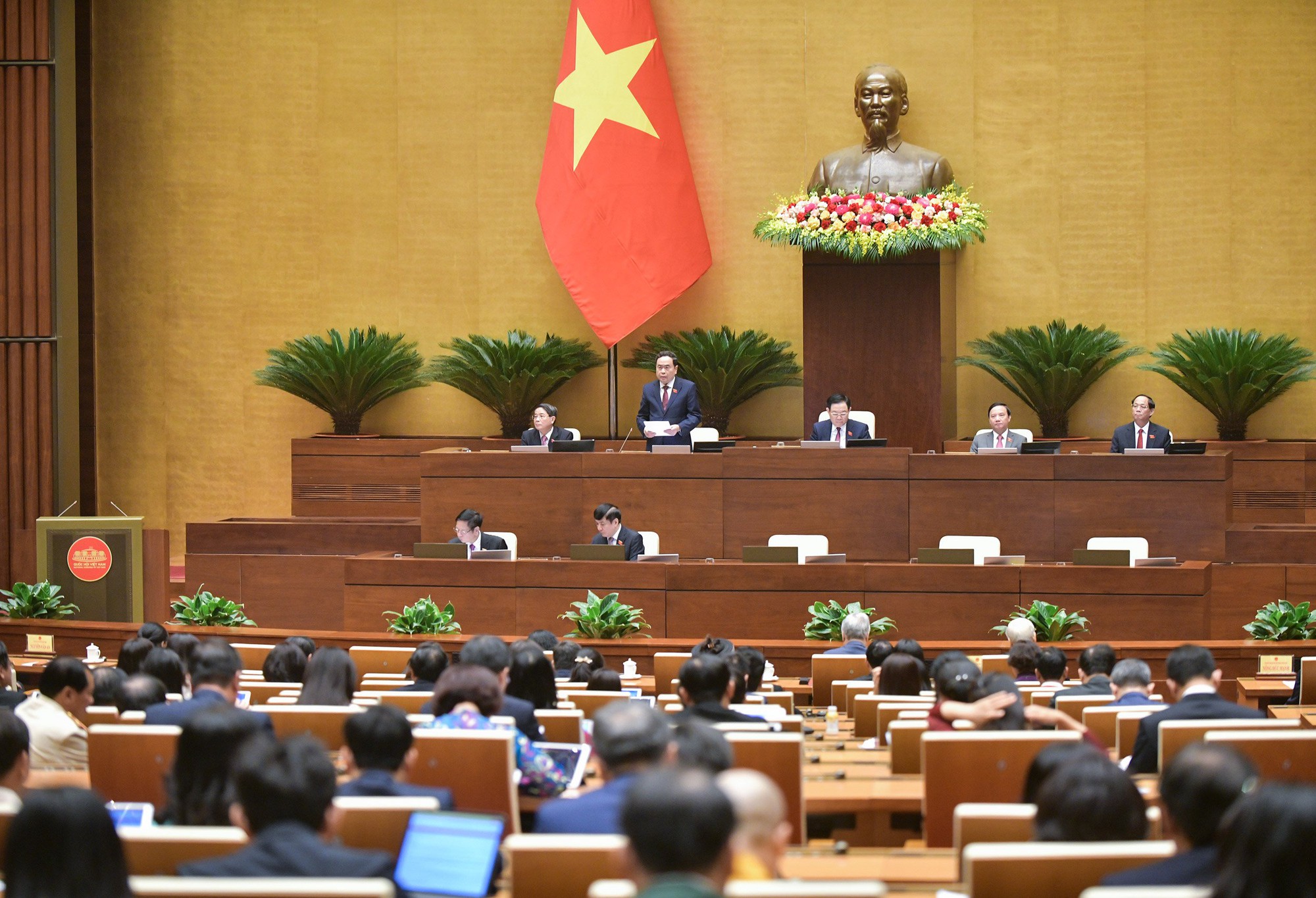 Thủ tướng Phạm Minh Chính chỉ đạo hoàn thiện các dự án luật trình Quốc hội- Ảnh 1.