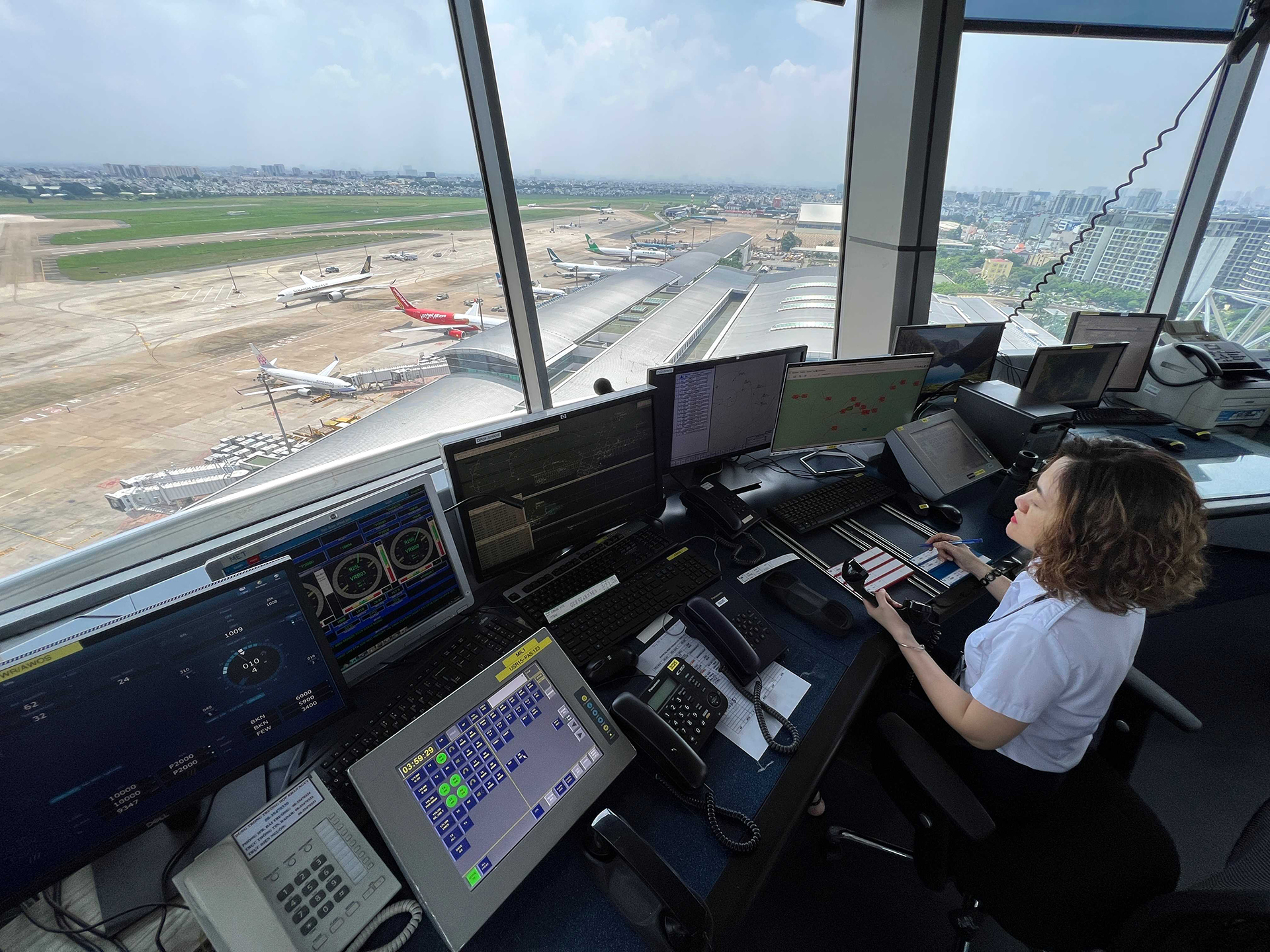 Tổng công ty Quản lý bay VN điều hành an toàn 756.996 lần chuyến bay năm 2023 Tổng công ty Quản lý bay VN điều hành an toàn 756.996 lần chuyến bay năm 2023