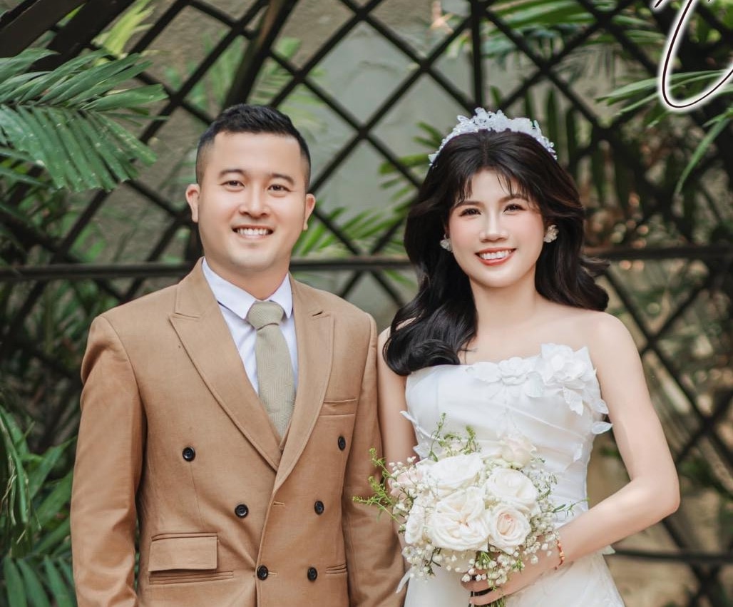 Ảnh cưới của vộ chồng Quý Sang - Mộng Tuyền