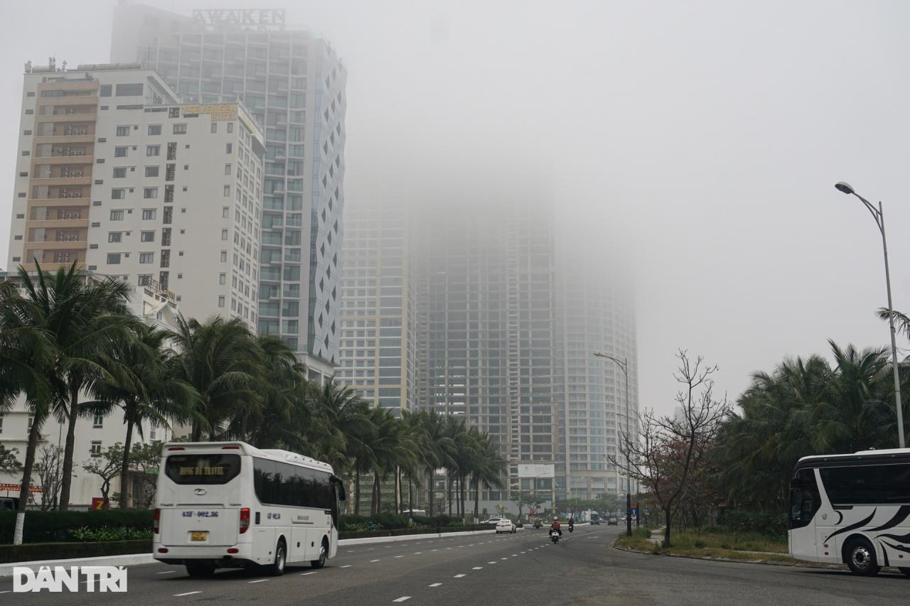 Sương mù bao phủ thành phố Đà Nẵng - 8