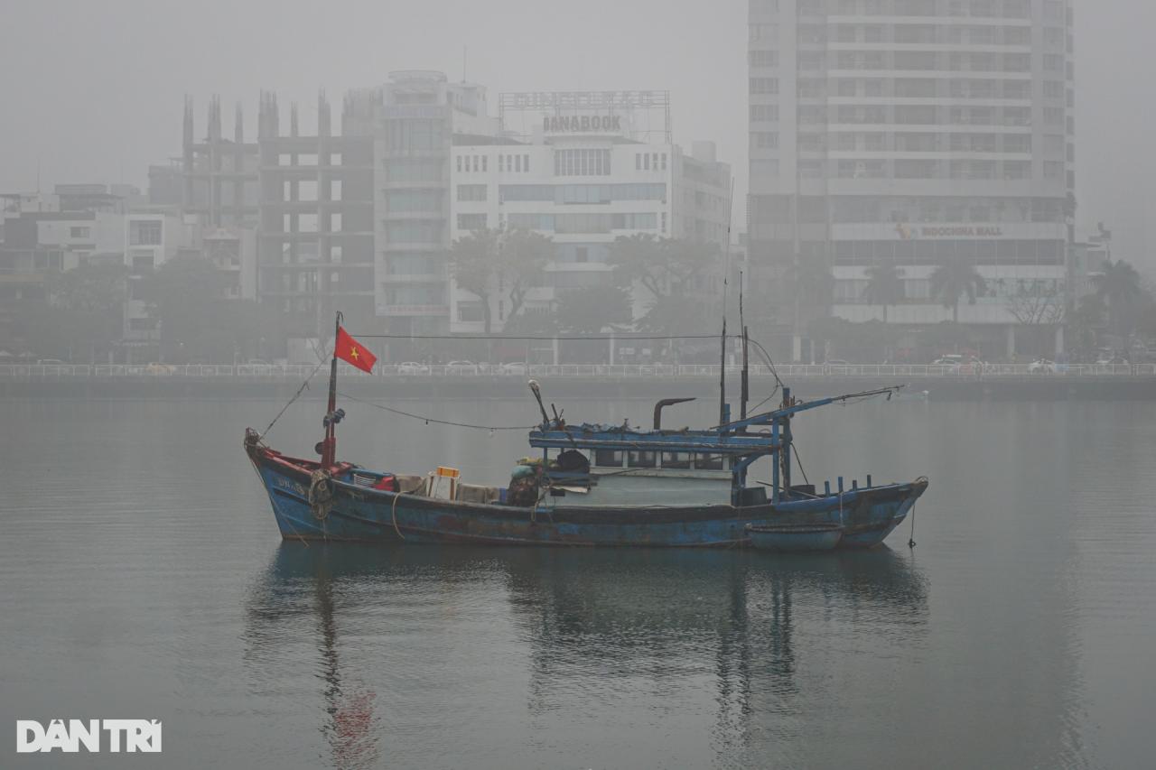 Sương mù bao phủ thành phố Đà Nẵng - 10 Sương mù bao phủ thành phố Đà Nẵng - 10