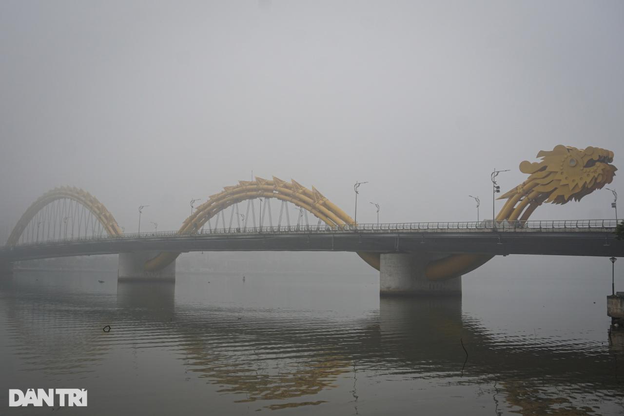Sương mù bao phủ thành phố Đà Nẵng - 2