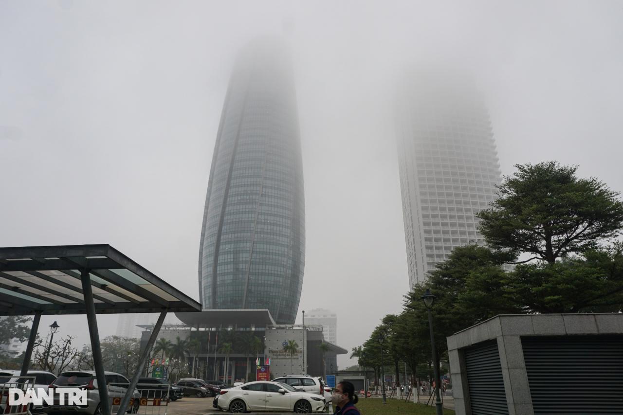 Sương mù bao phủ thành phố Đà Nẵng - 7