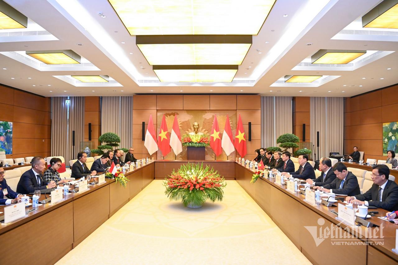 joko-widodo-vuong-dinh-hue-5-1056 - Vietnam.vn joko widodo vuong dinh hue 5.jpg