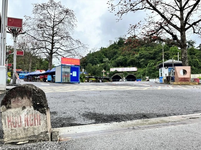 Tìm lại những anh hùng: 2 bố con đều hy sinh - Ảnh 6. - Vietnam.vn Tìm lại những anh hùng: 2 bố con đều hy sinh - Ảnh 6.