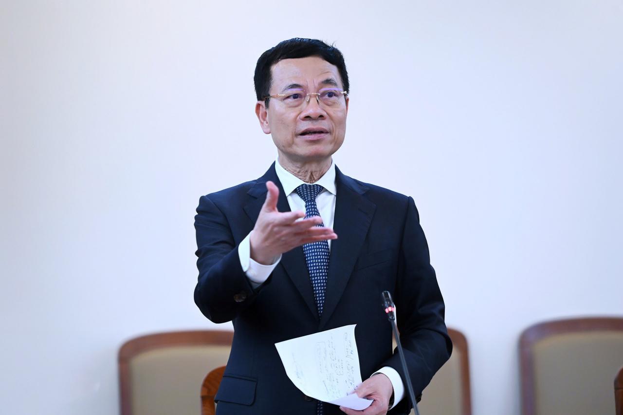 nguyen-manh-hung-1112 - Vietnam.vn Nguyễn Mạnh Hùng.jpg