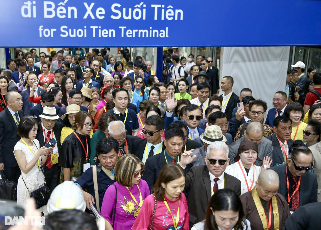 Kiều bào khắp thế giới về TPHCM đón Tết Nguyên đán 2024 - 8 Kiều bào khắp thế giới về TPHCM đón Tết Nguyên đán 2024 - 8